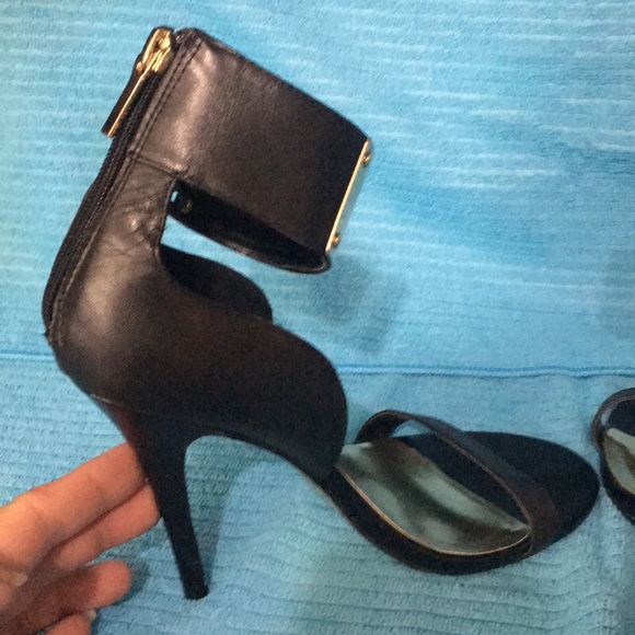 👠 Bebe Black Heels H44 - Picture 3 of 5